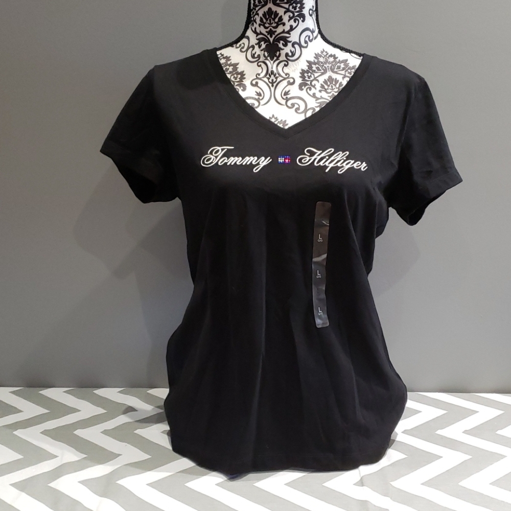 Tommy Hilfiger vneck tee